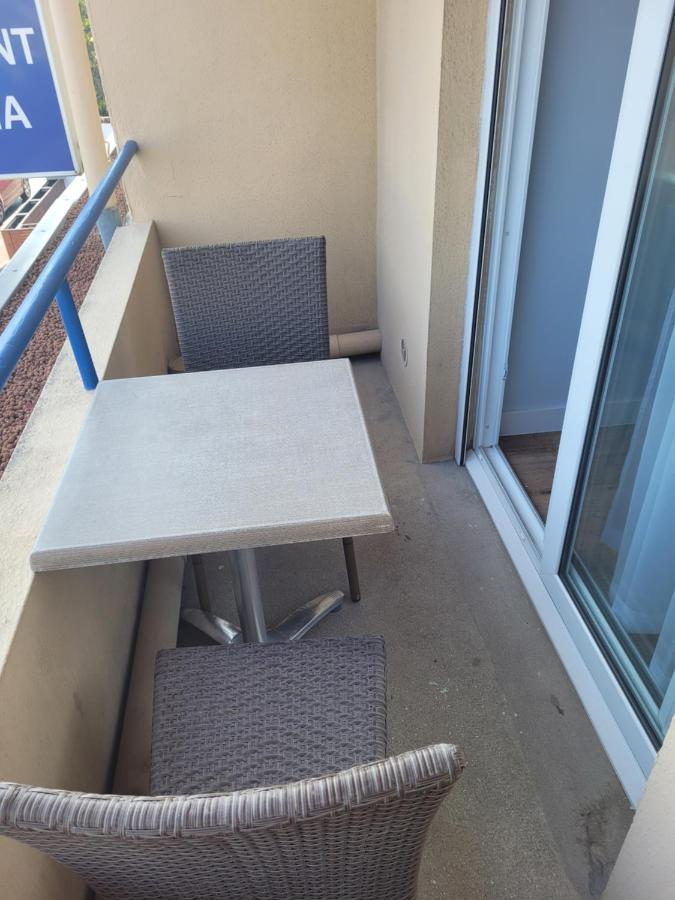 Hotel De La Plage Quinéville Dış mekan fotoğraf