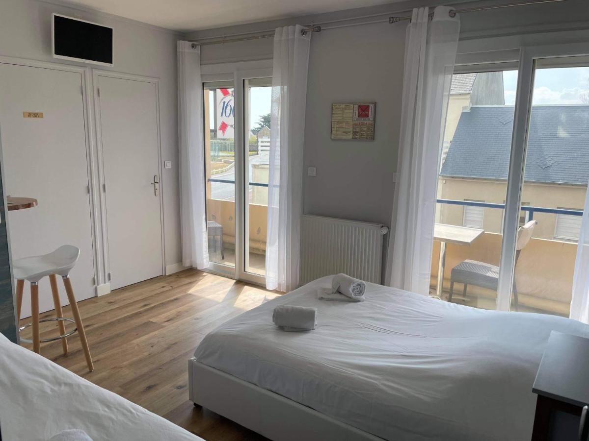 Hotel De La Plage Quinéville Dış mekan fotoğraf